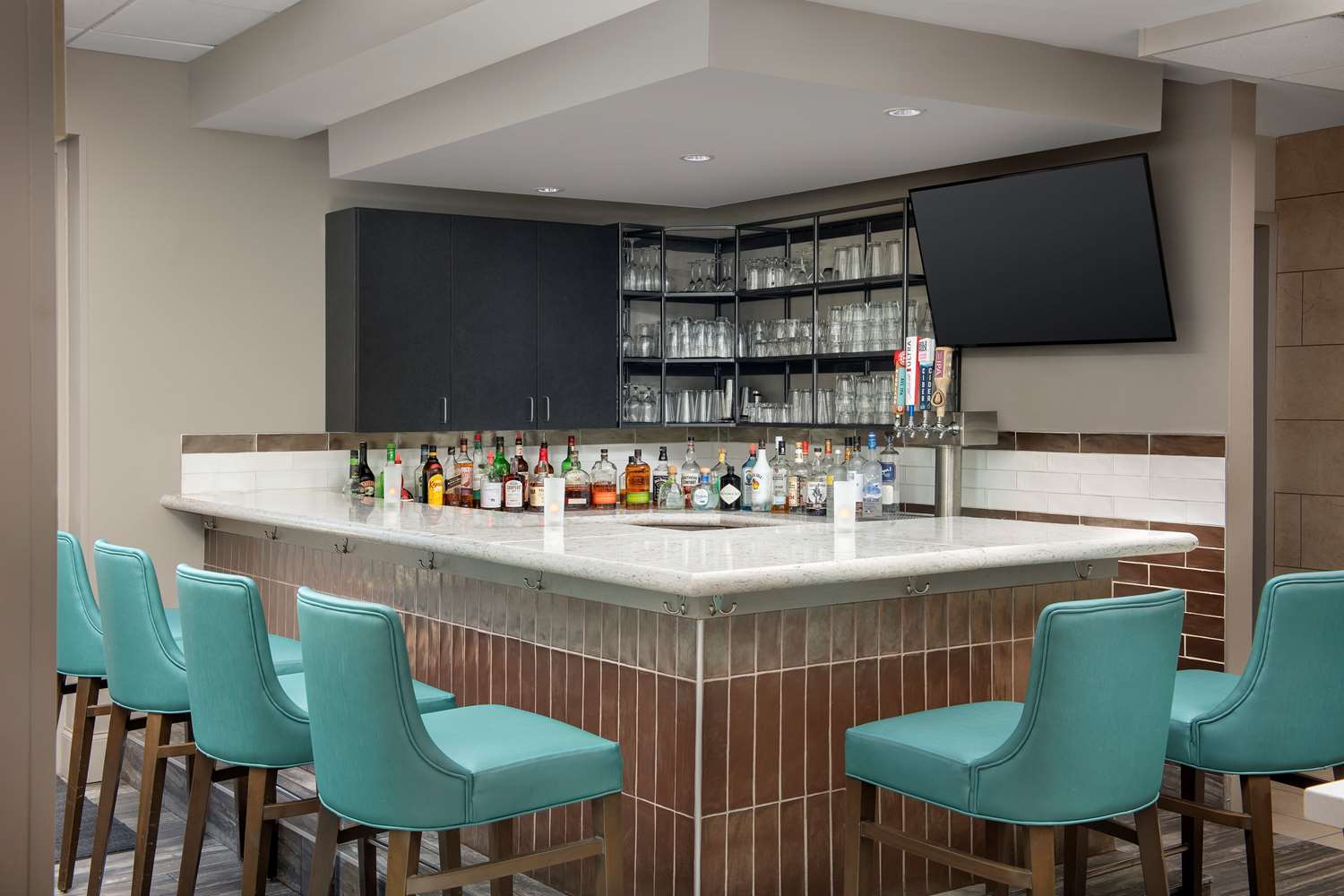 restaurant cafeteria