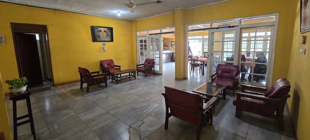 Hotel Tugu Asri 11/15