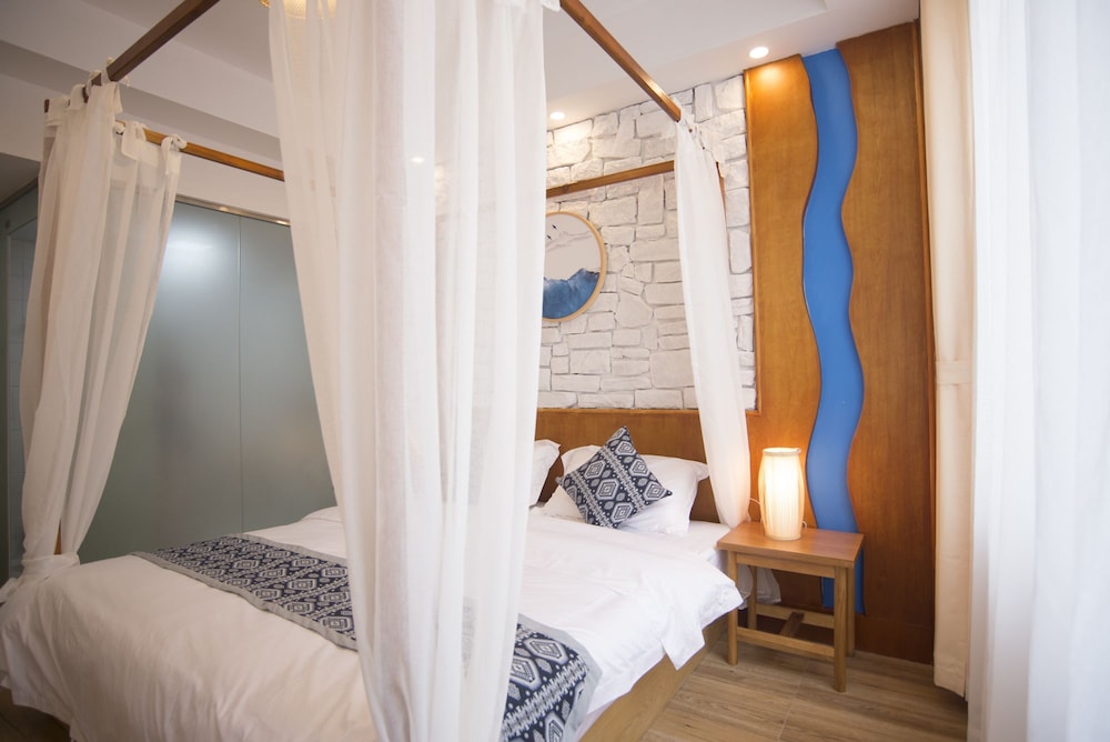 Jiesu Renwen Guest House 17/40