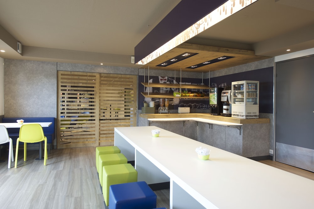 Ibis Budget Pau Est 57/71