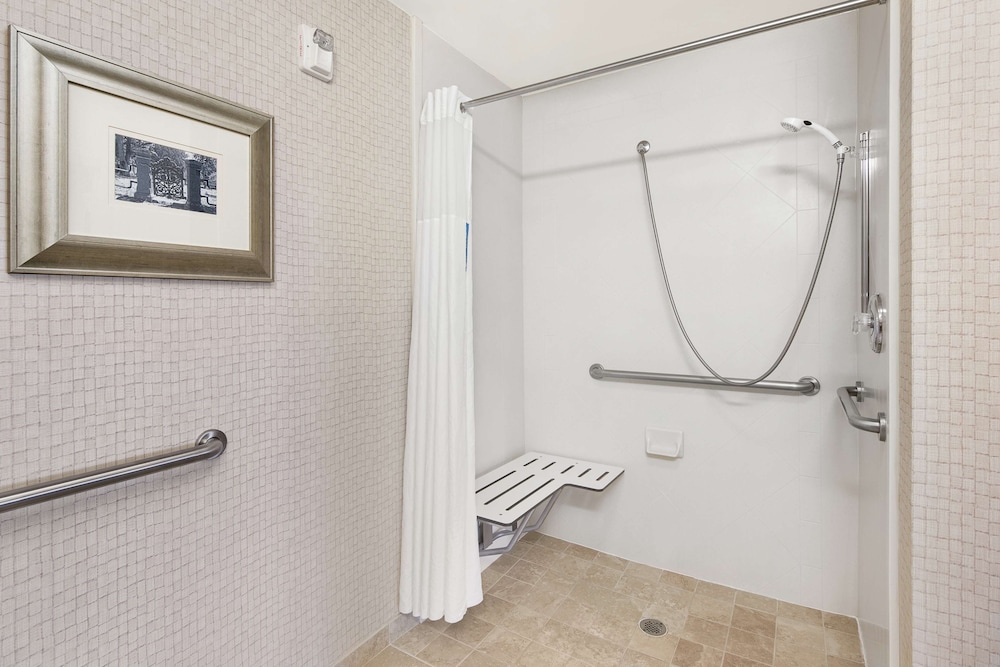 Hampton Inn And Suites Savannah-Airport 10/29