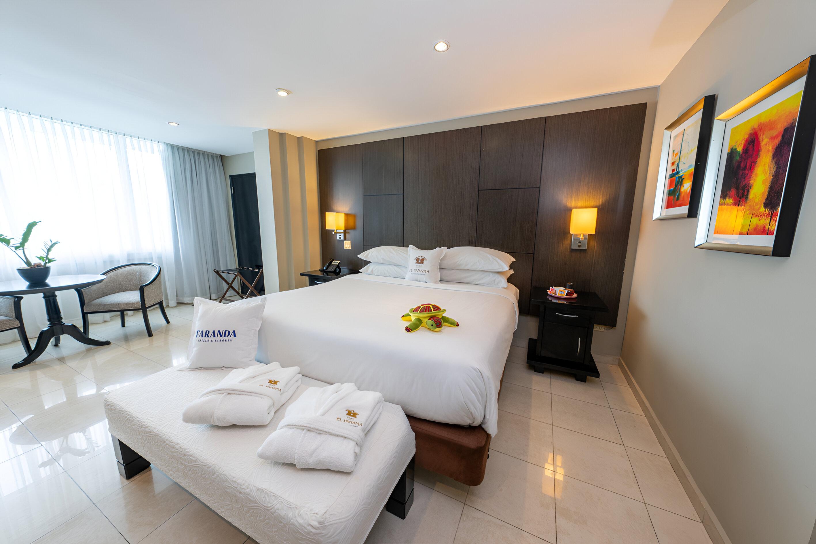 Premium, Double Bed, Street View