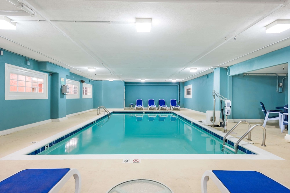 Howard Johnson Plaza Hotel By Wyndham Ocean City Oceanfront 31/31