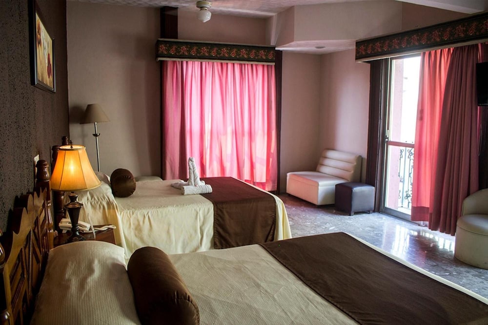 Hotel San Jorge 36/51