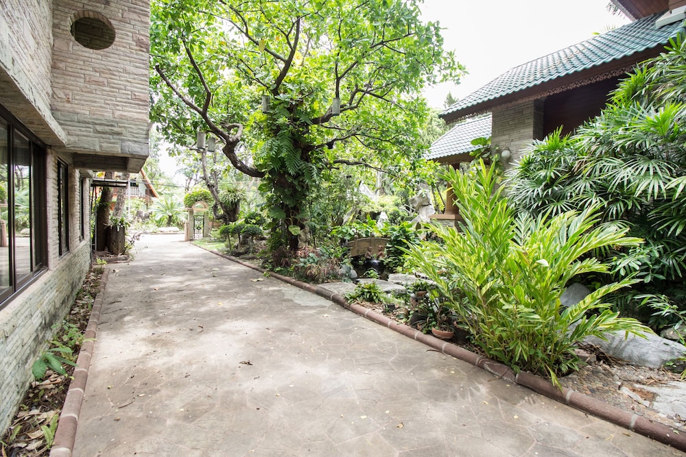 Piyapruk Resort 36/48