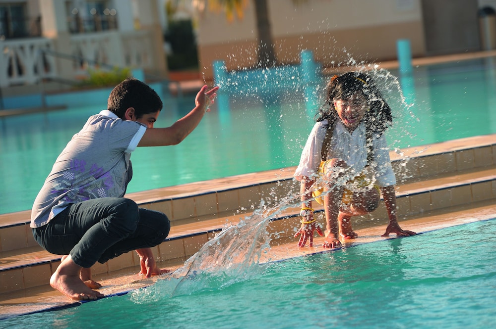 منتجع موڤنبيك شاطئ الخُبر(Movenpick Beach Resort Al Khobar) 34/71