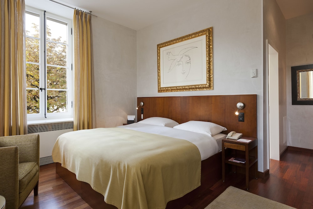 Angleterre Residence 24/69