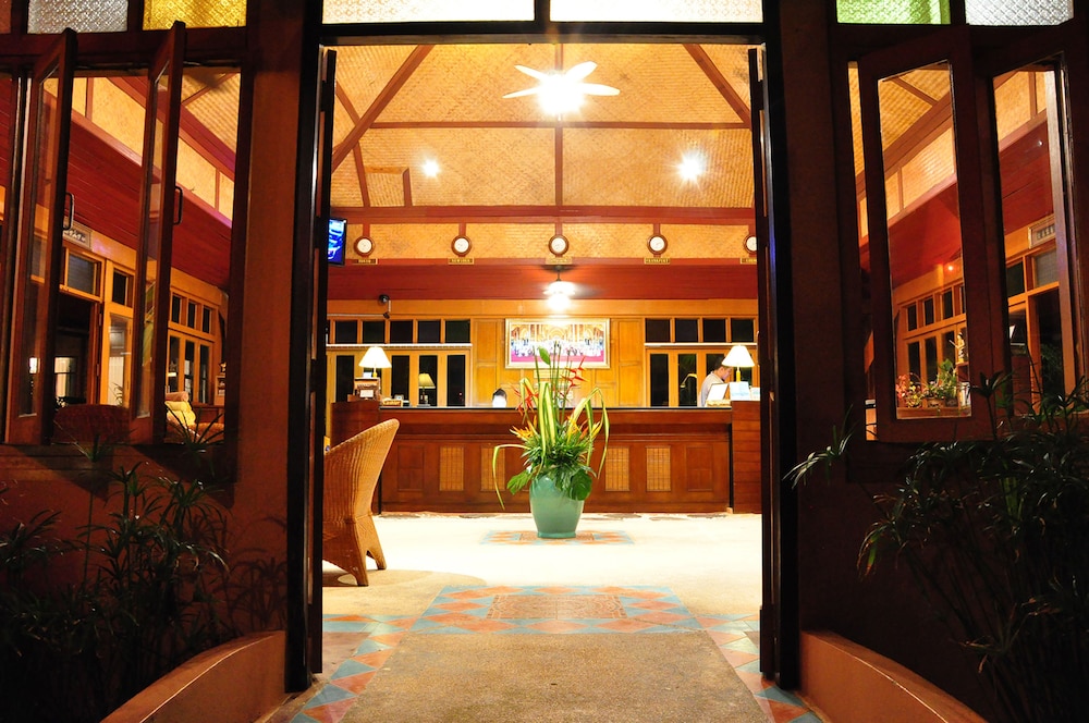 P P Erawan Palms Resort 8/48