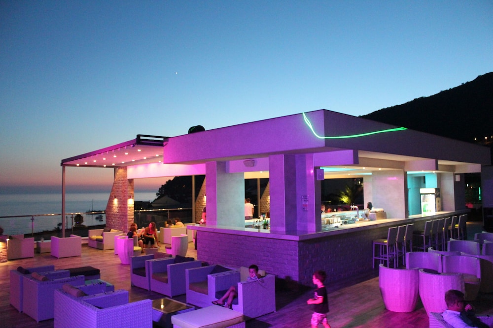 Vile Oliva Hotel 3/43