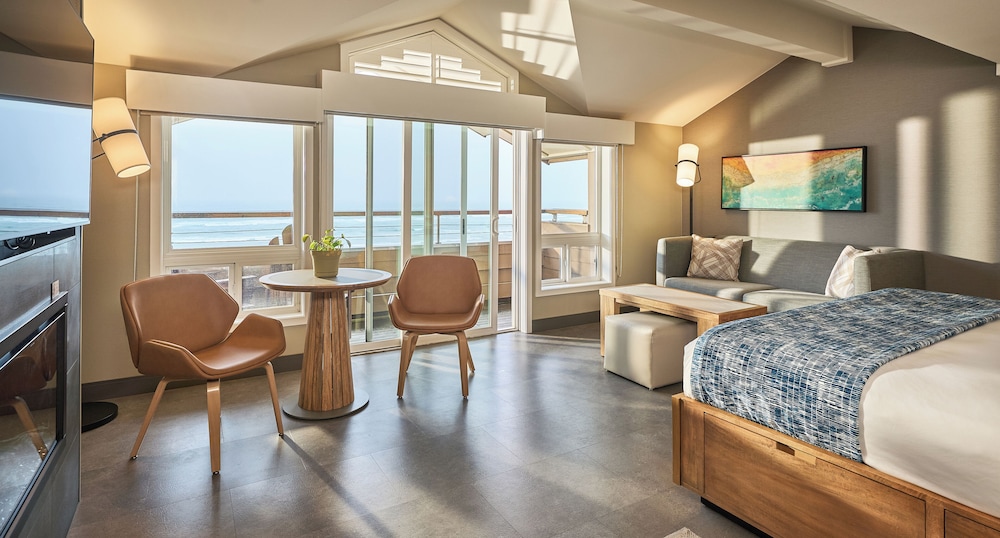 Surfsand Resort 25/50