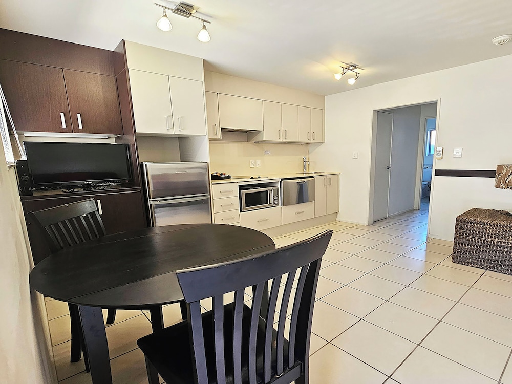 Sea Spray Suites 43/61