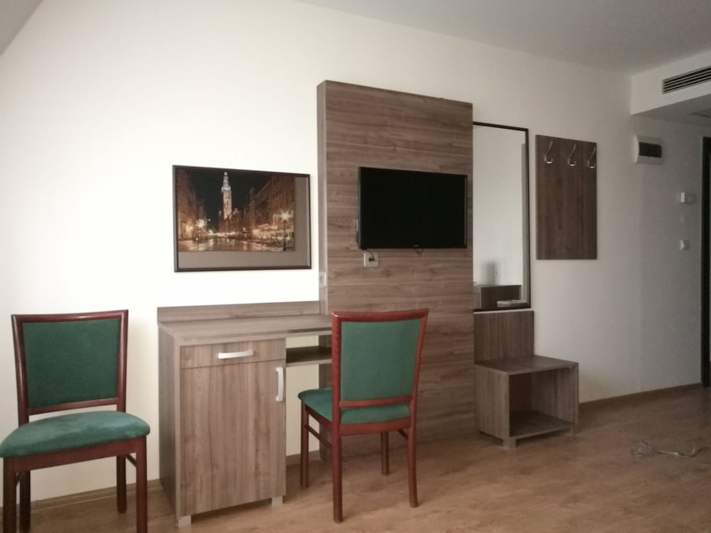 Hotel Zakliki 44/54