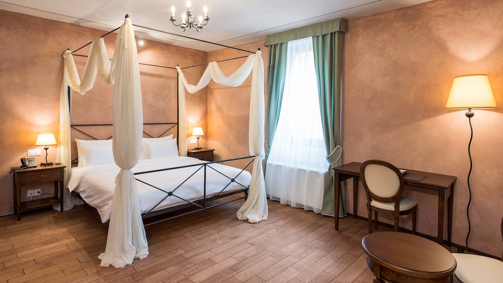 Boutique Business Hotel La Tureta 28/46