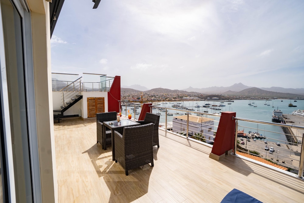 Blue Marlin Hotel 43/50