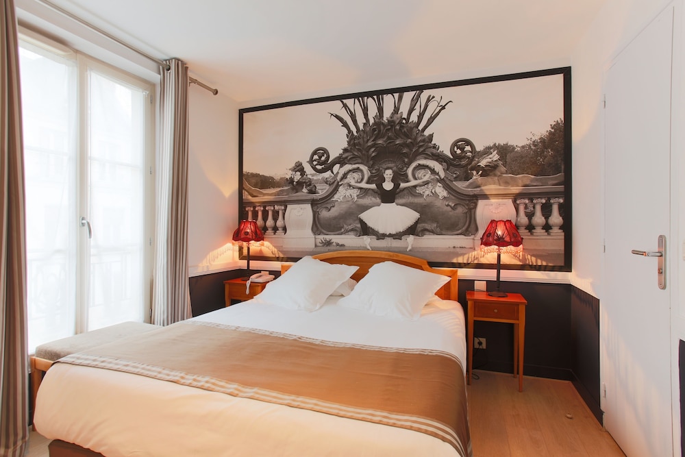 Superior, Queen Bed
