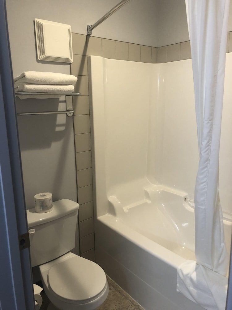 Surestay Studio By Best Western Hardisty 10/40