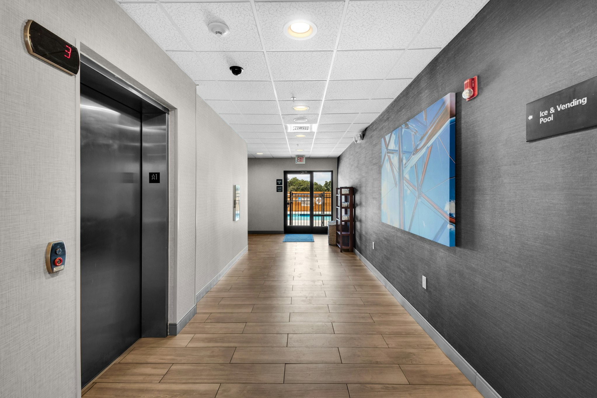 Hampton Inn Suites Pensacola I 10 North At University Town Plaza 54/57