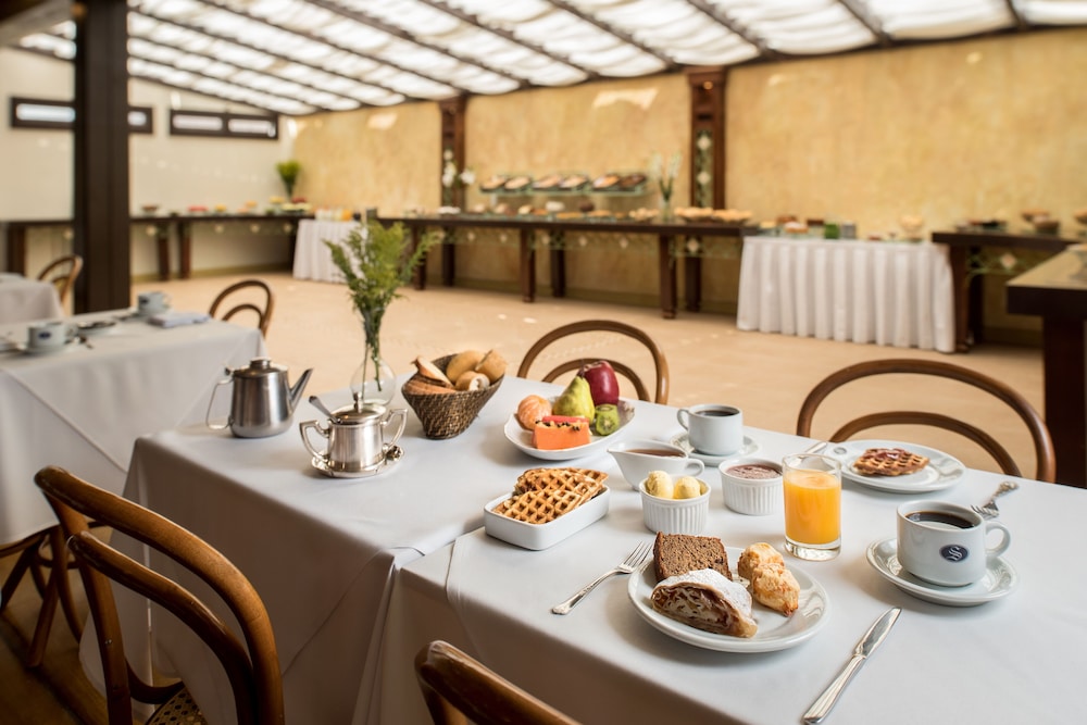 Hotel Serrazul Distributed by Intercity 49/69