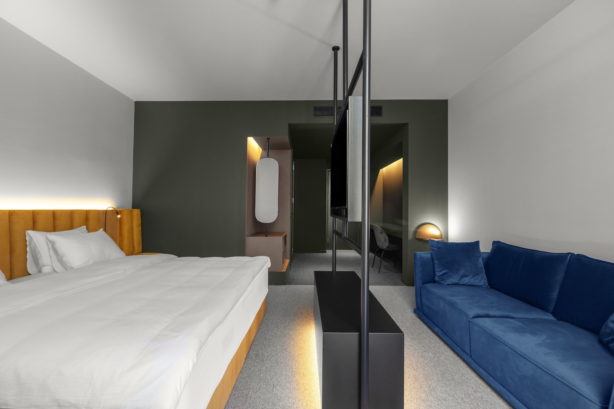 King Bed