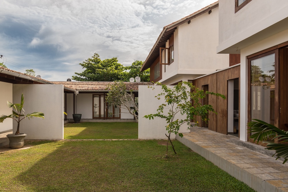Ubuntu Beach Villas by Reveal 37/50