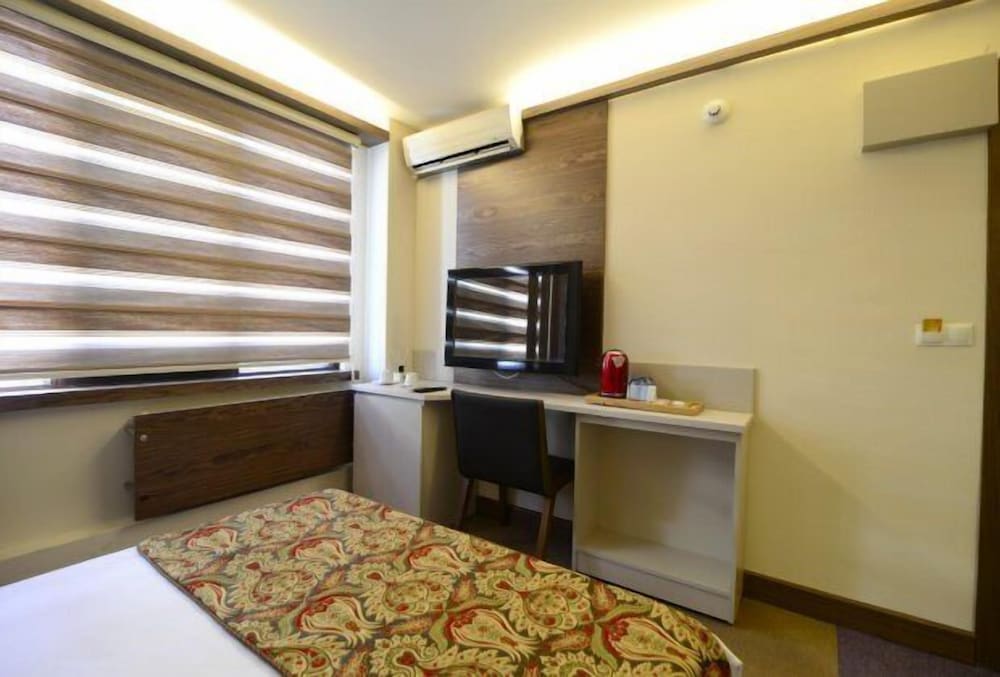 Istcity Hotel 8/47