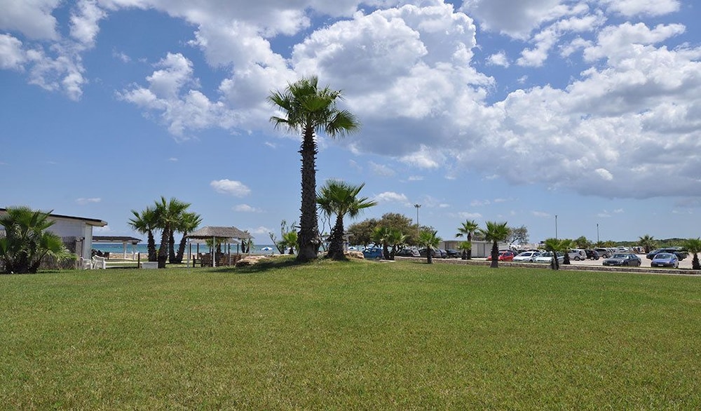 Racar Hotel &amp; Resort 33/45