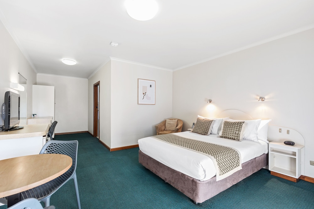 Presidential Motel 31/72