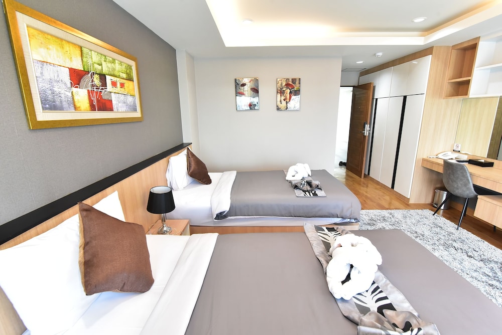 The U-Time Hotel 14/43