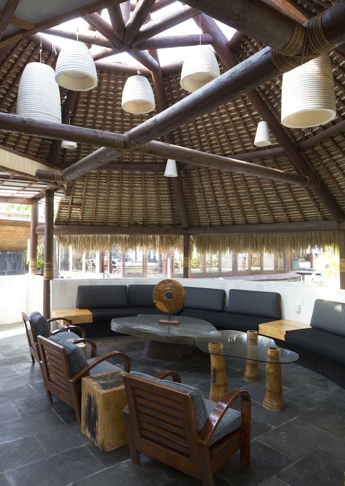Coconuts Beach Club Resort and Spa 31/60