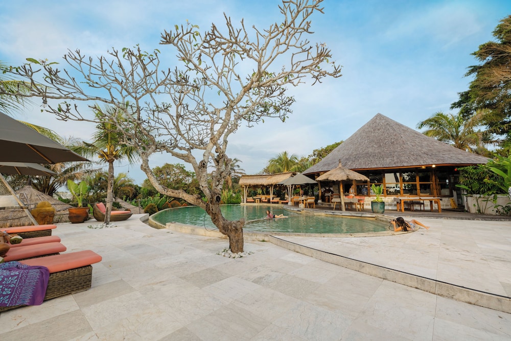 La Joya Balangan Resort 67/75