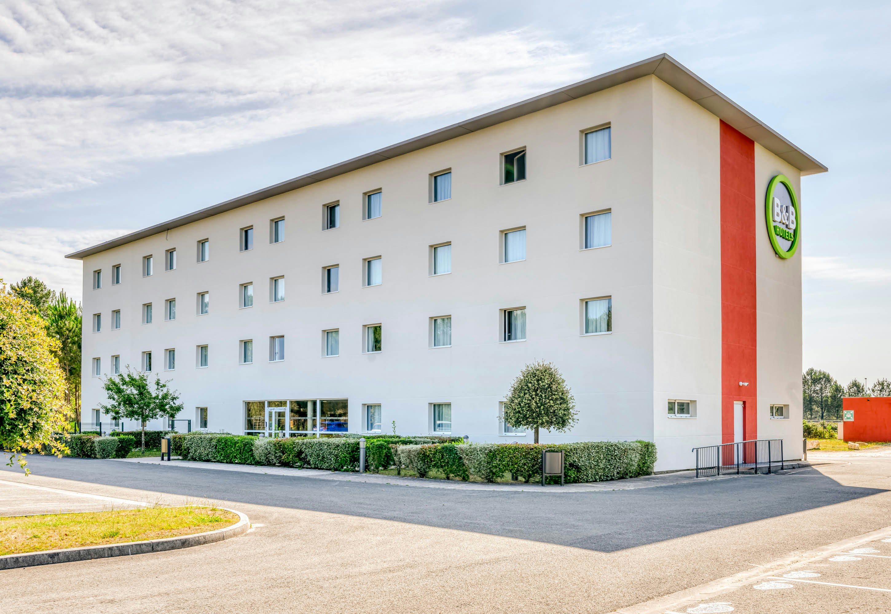 B&B HOTEL Bordeaux Sud Mios in MIOS