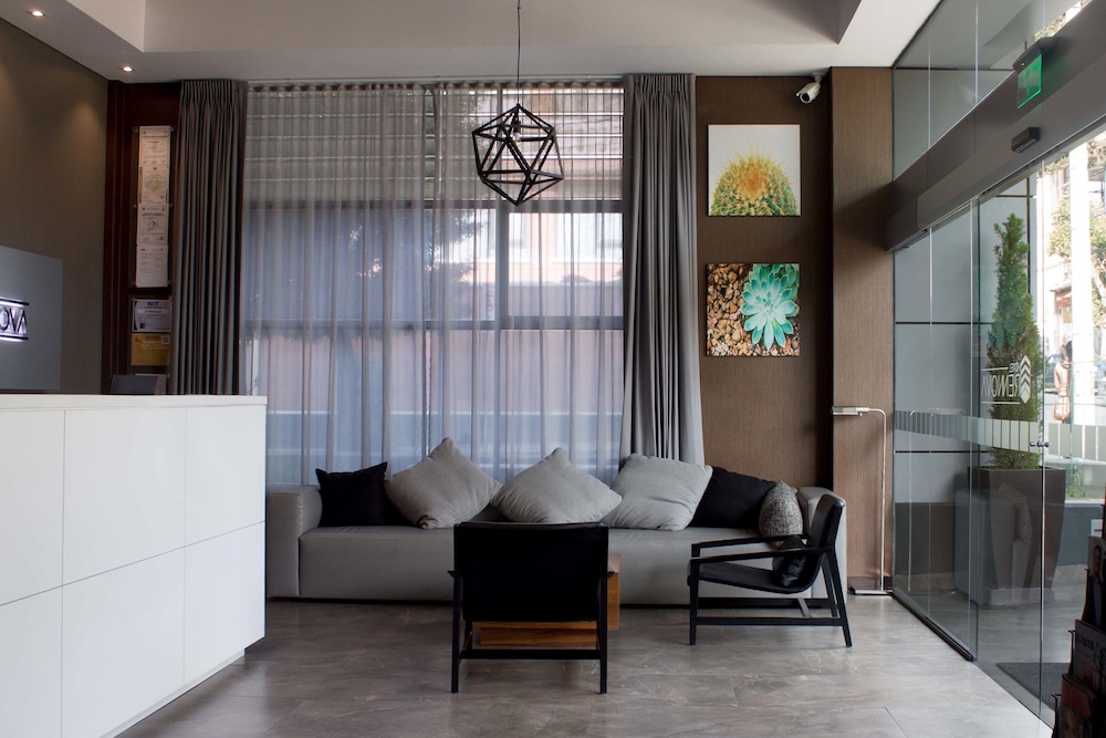 Hotel Rennova 42/70