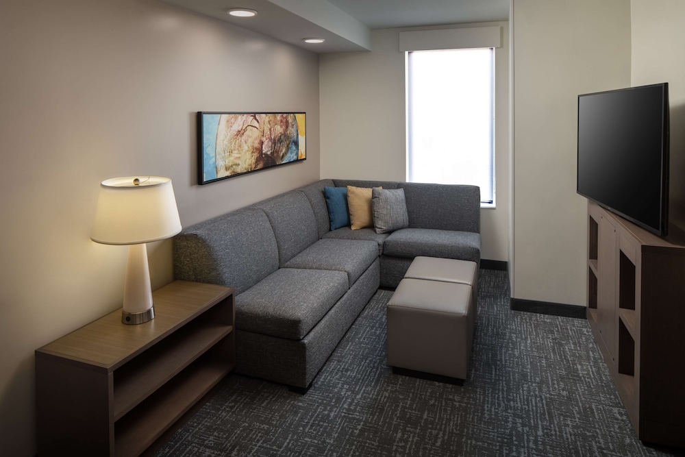 Hyatt House Vacaville 18/38