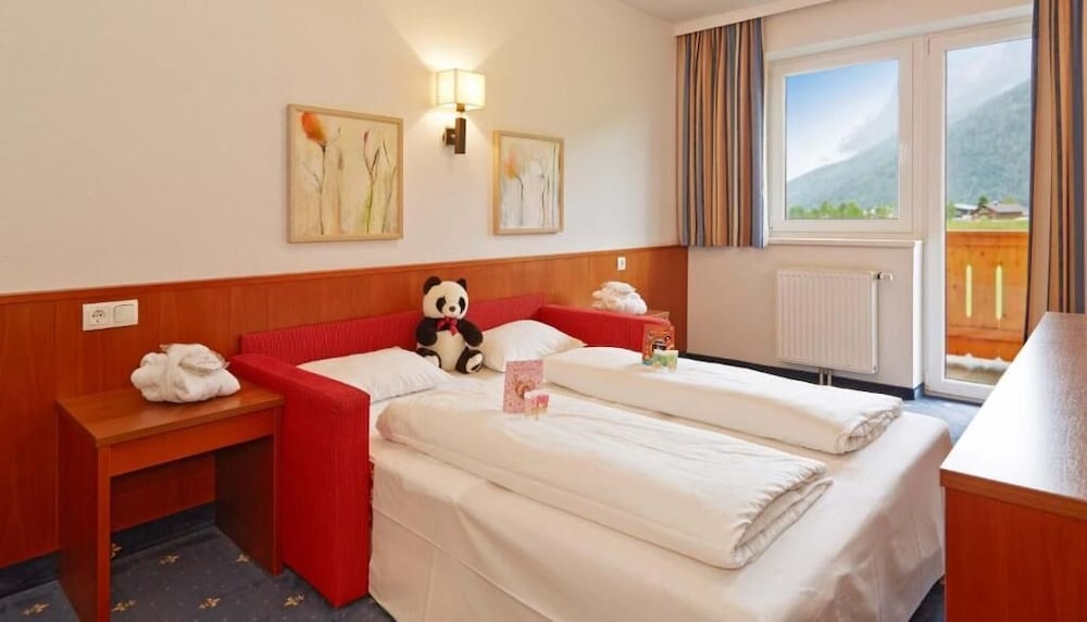 elaya hotel steinplatte, Trademark by Wyndham 9/50