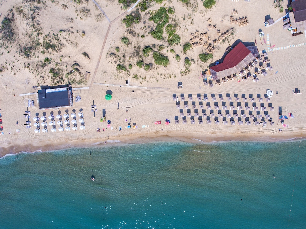 Miramar Hotel 41/50