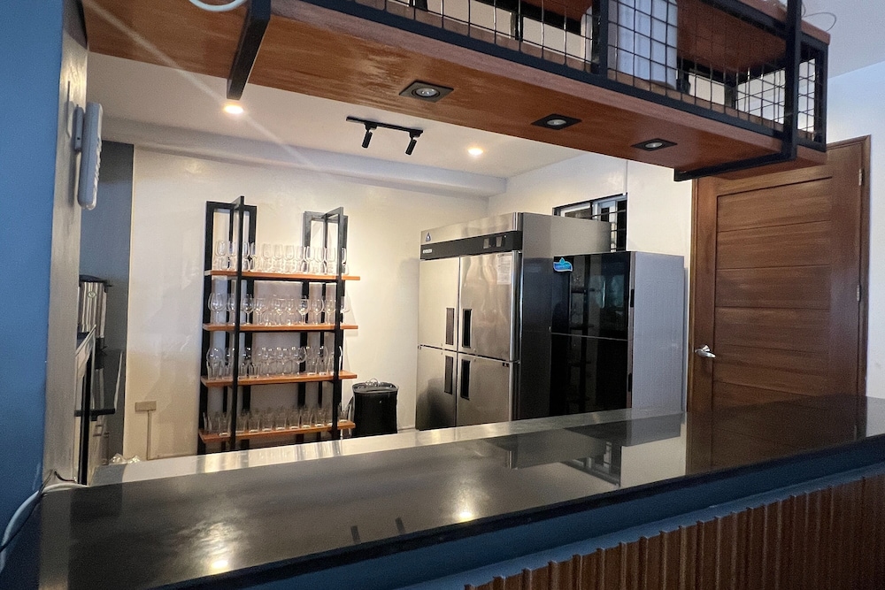 Khotel near T3 Airport 10/48