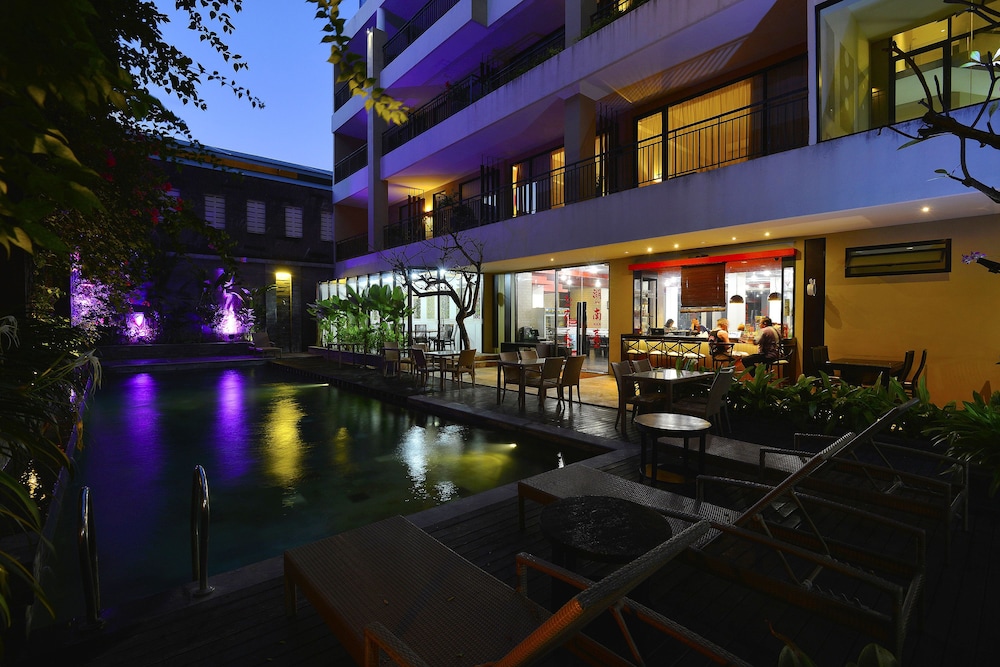 100 Sunset Hotel Kuta 4/66