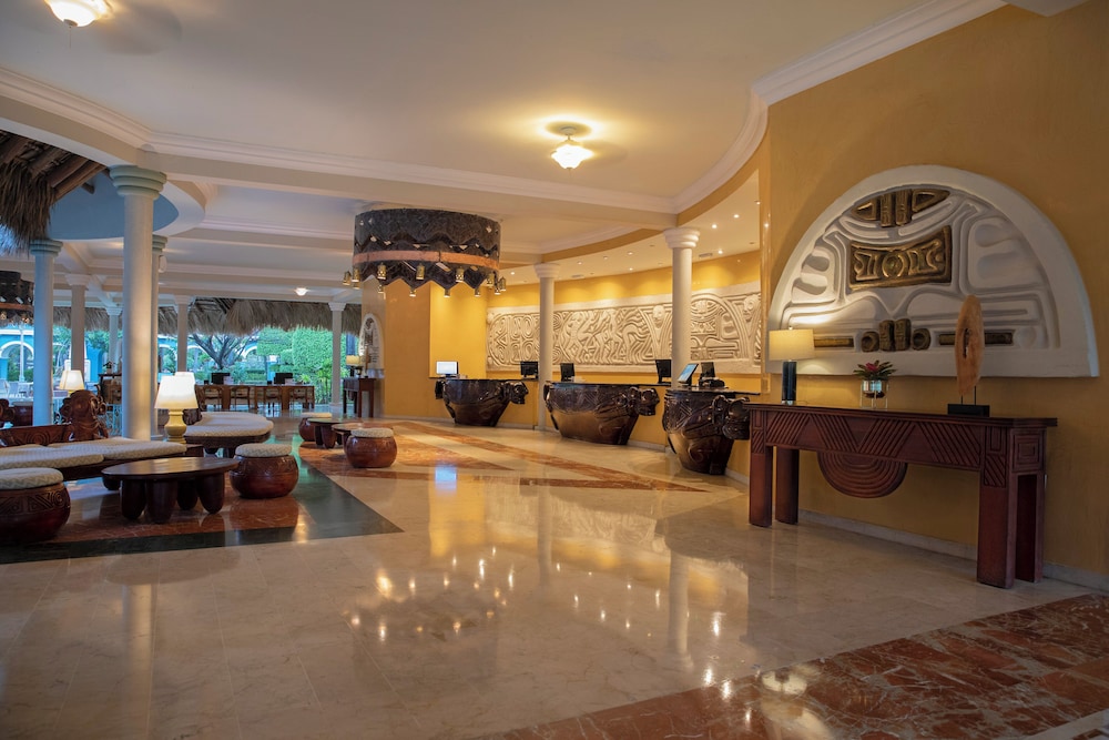Iberostar Waves Costa Dorada 9/50