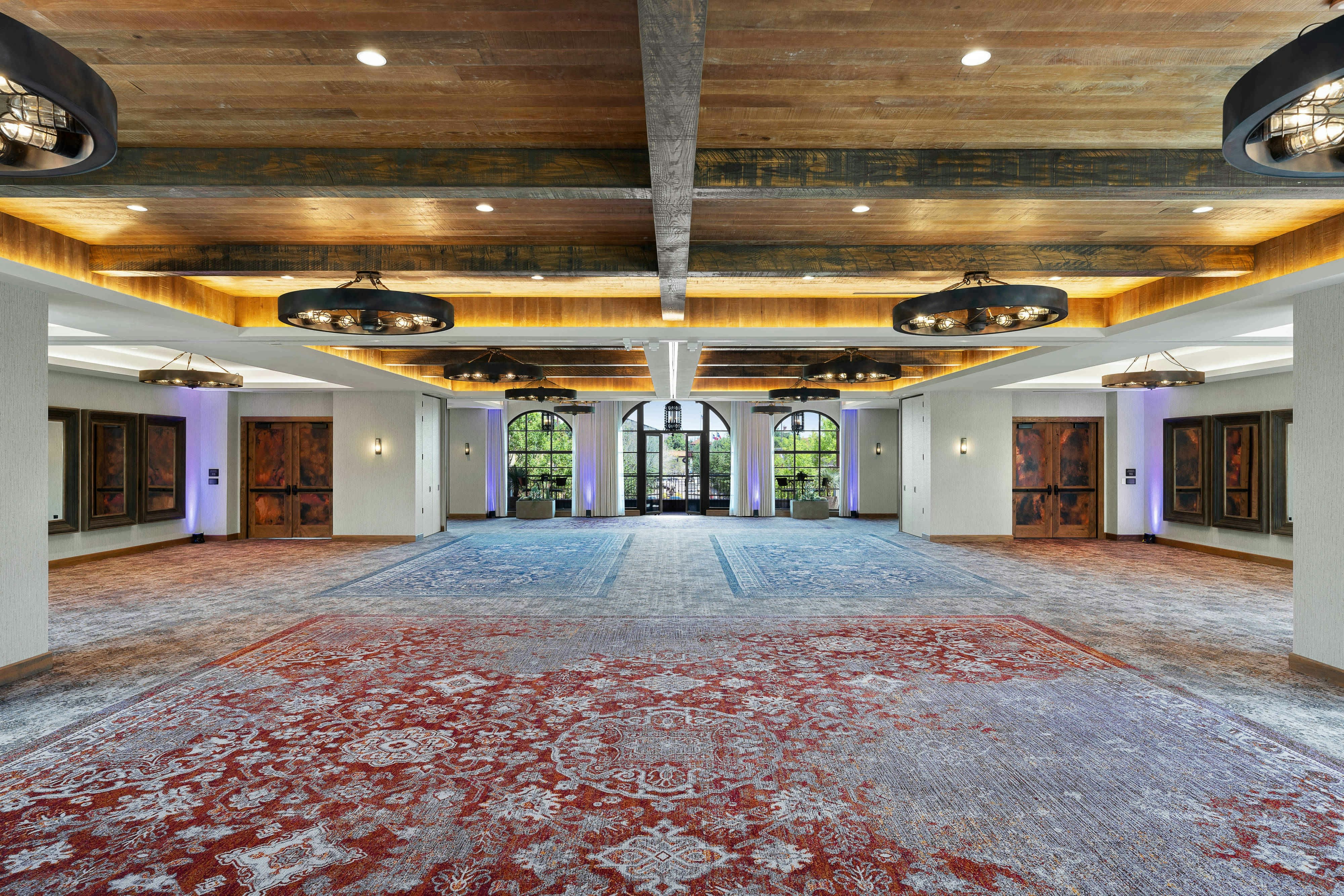 Hotel Drover, Autograph Collection 40/50