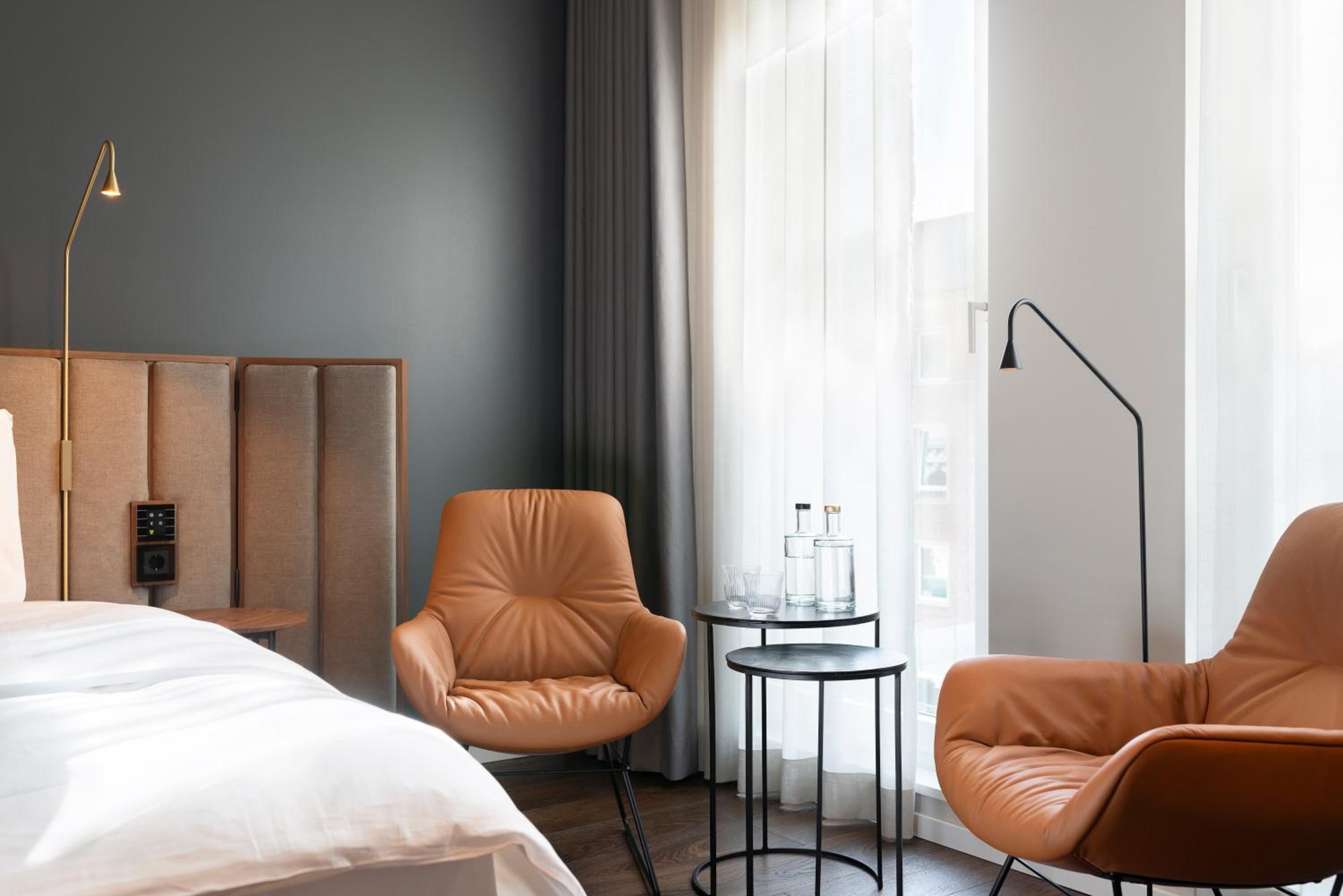 Legend Hotel 22/50