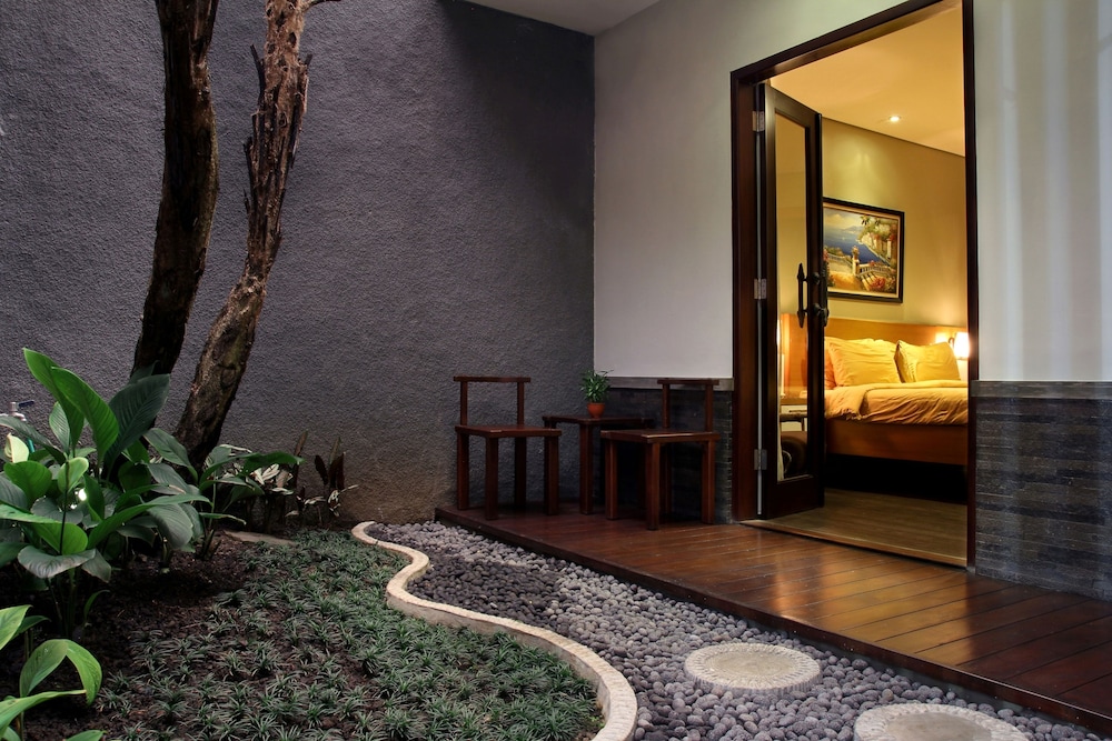 COZY Boutique Guest House 30/57