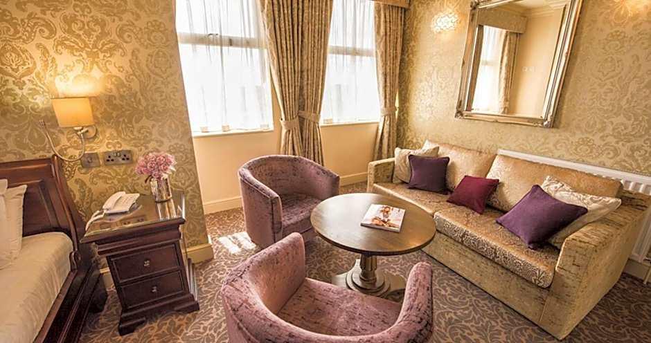 Wherry Hotel 18/28