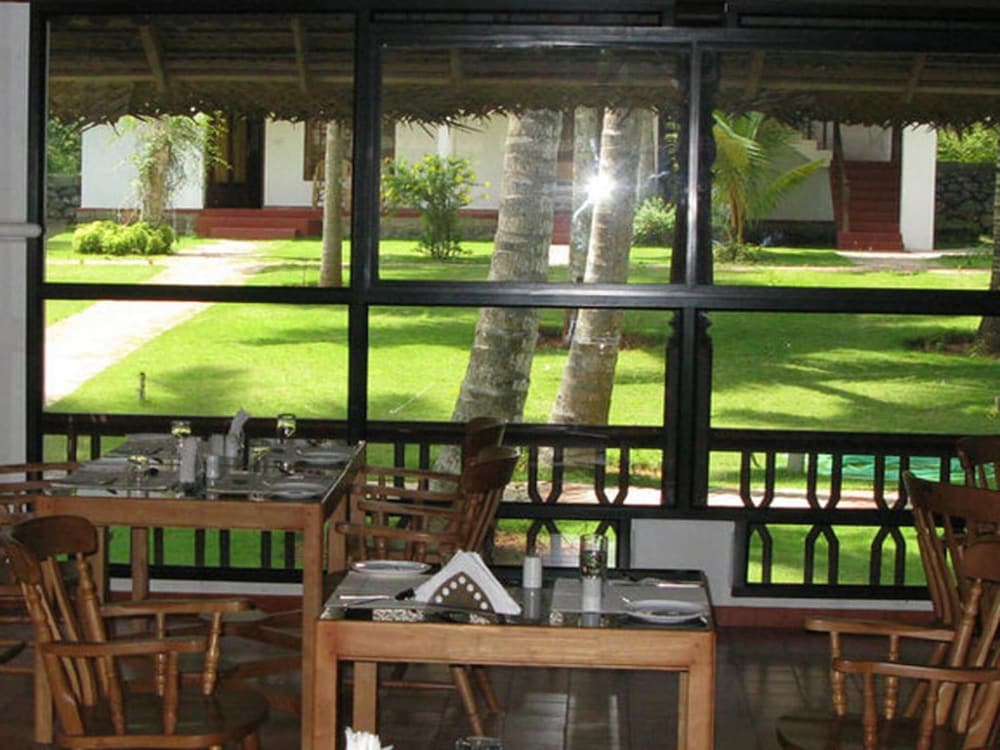 Abad Harmonia Ayurveda Beach Resort 22/42