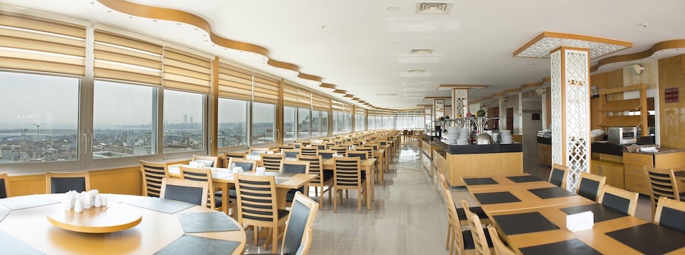 Ilkbal Deluxe Hotel & Spa Istanbul 49/65