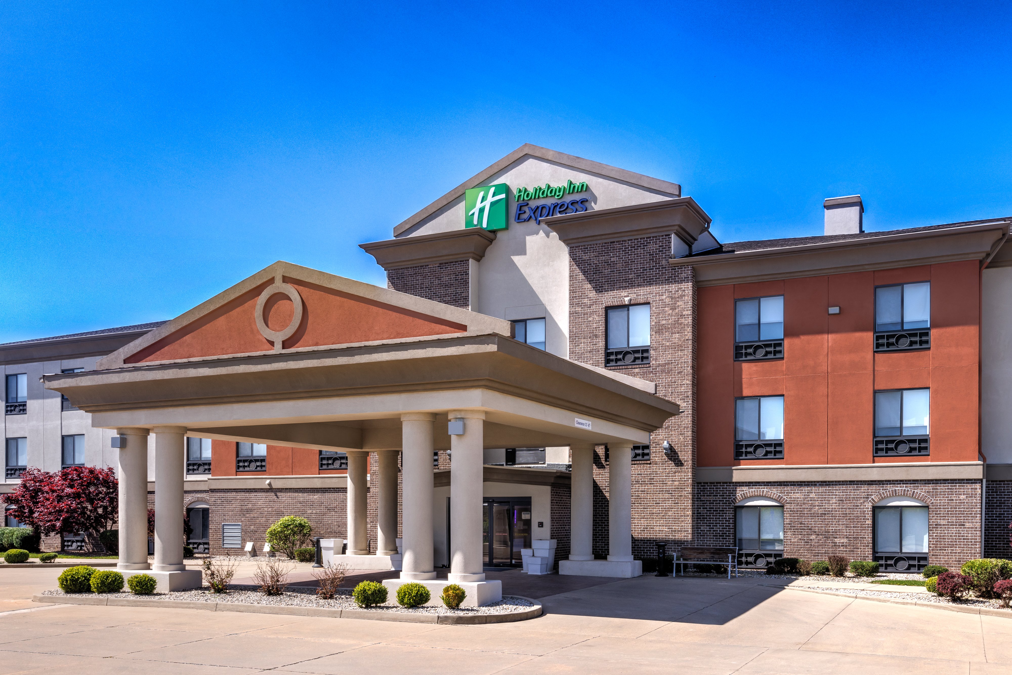 Holiday Inn Express Hotel And Suites Shelbyville Indianapolis 4/71