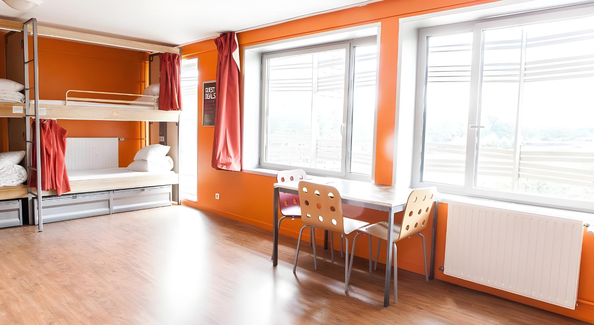 Female Dorm, Female Only, 12 Beds