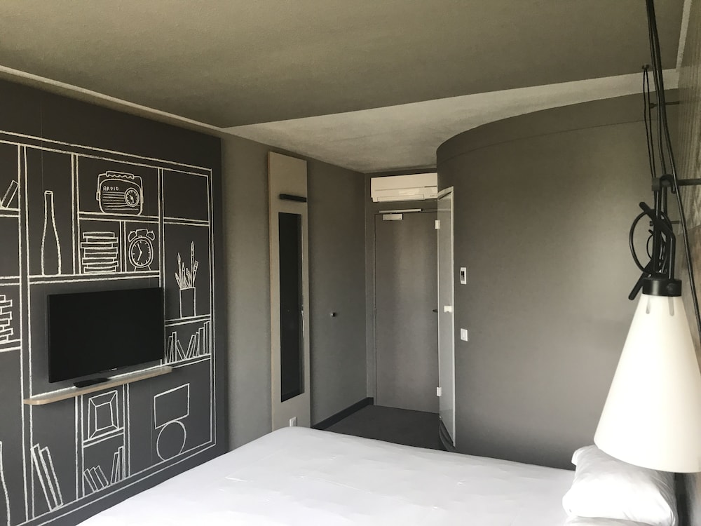 ibis Caen Porte de Bretagne 35/67