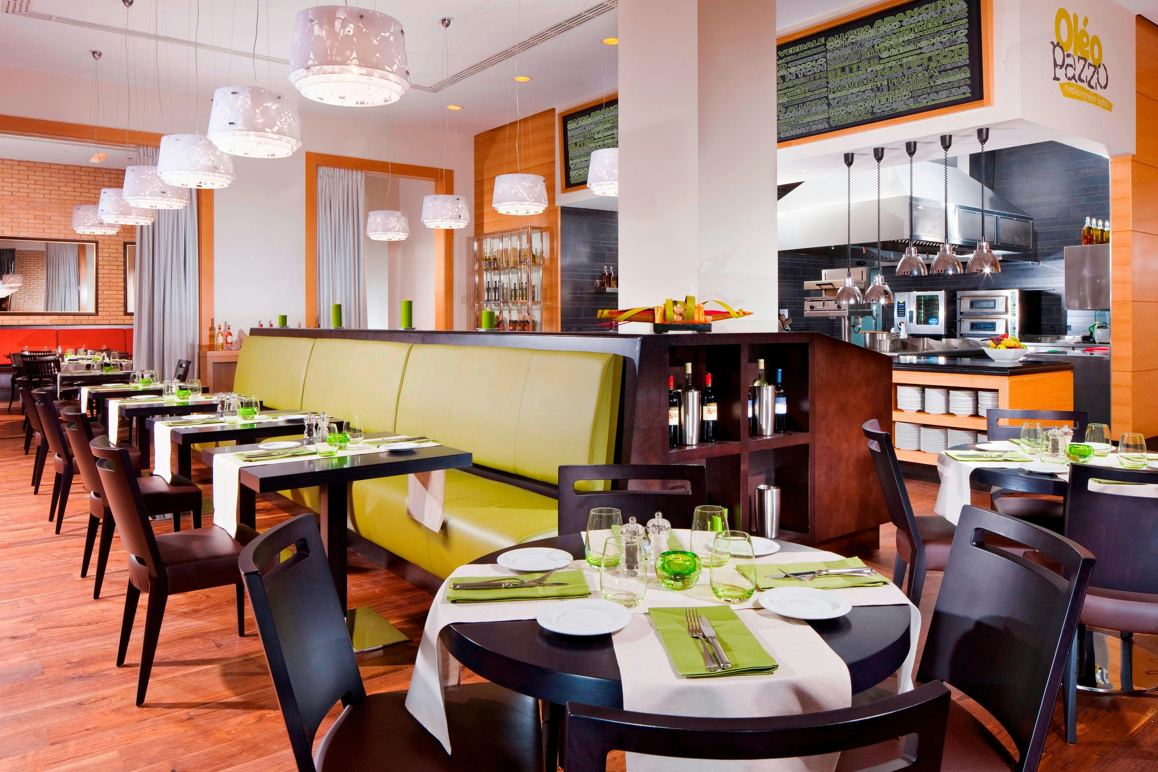 Courtyard By Marriott Budapest City Center Hotel 33/45