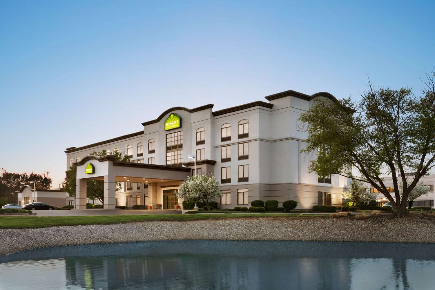Wingate By Wyndham Cincinnati Blue Ash 25/28