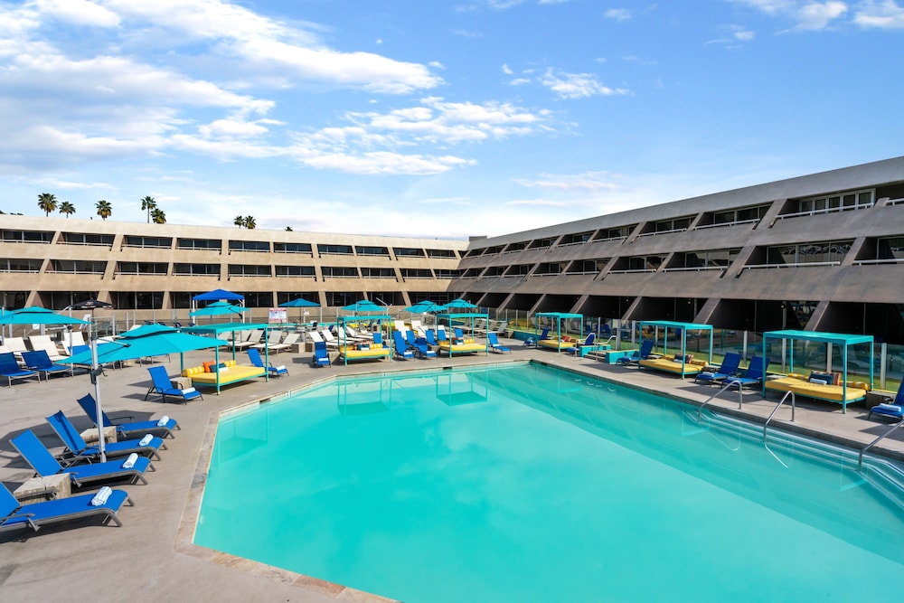 Hotel Zoso 5/62